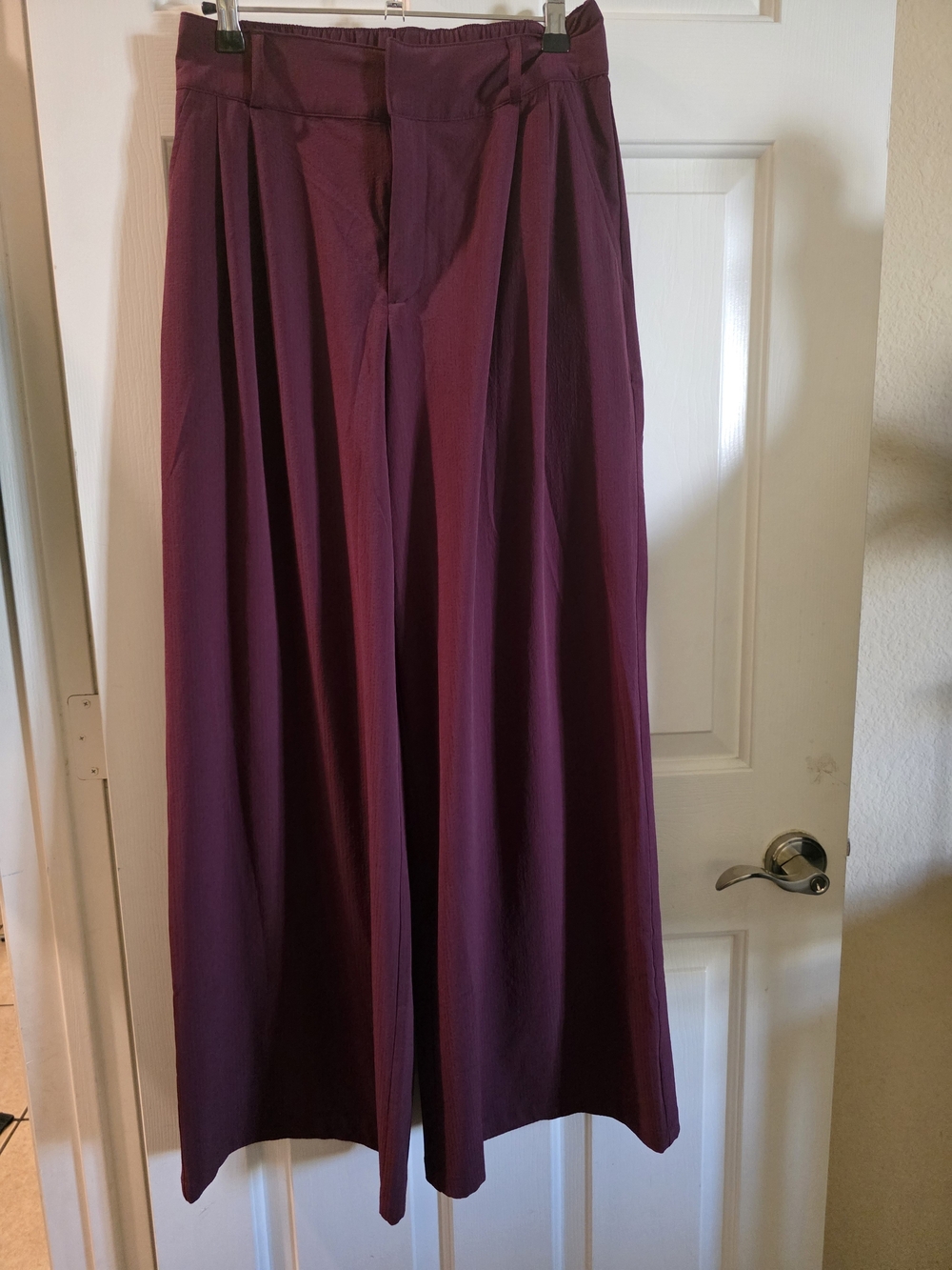 ALO Yoga Maxi Wide-Leg Skirt Pants in Plum